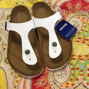 White Leather Birkenstock Gizeh Size 36 NWT